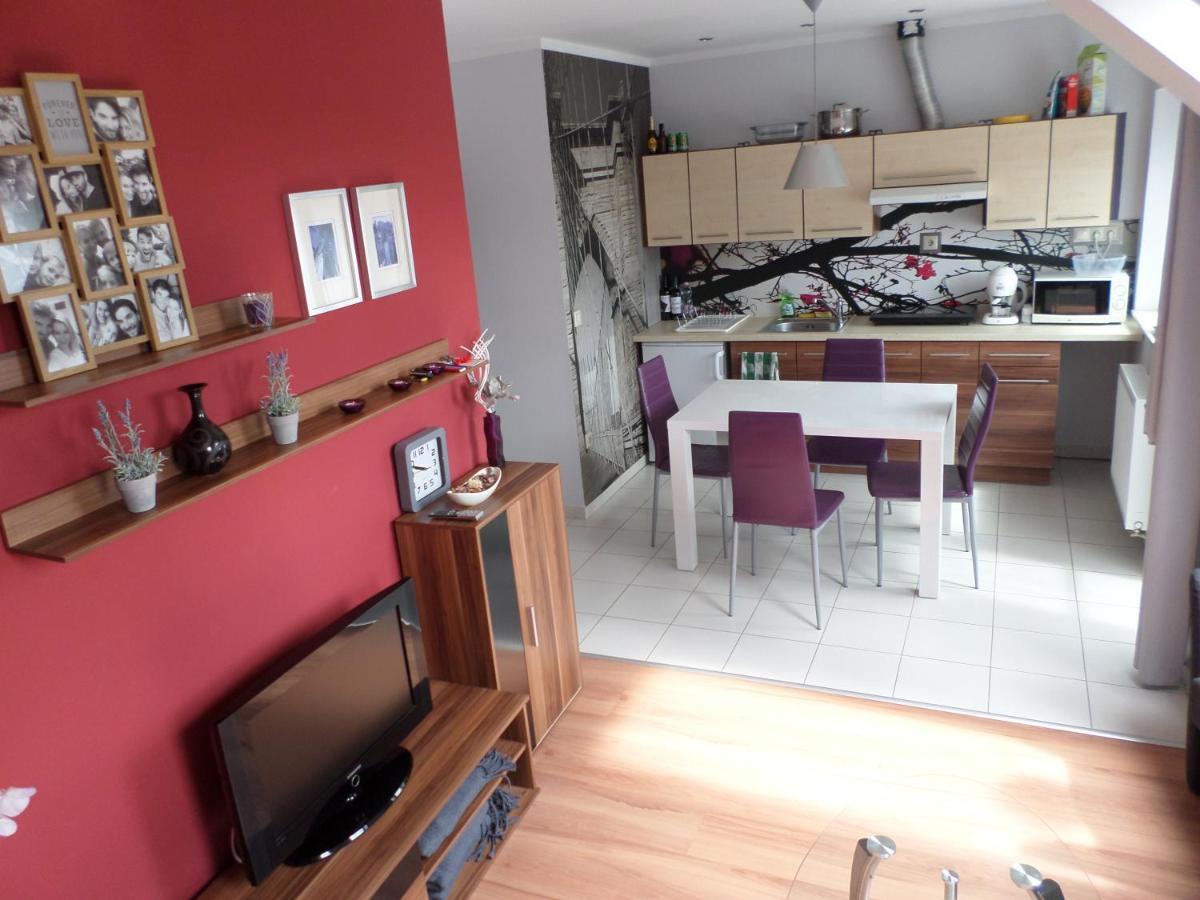 Cecilia Apartman Apartment Sarvar Exterior photo